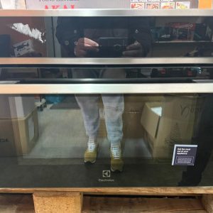 FORNO ELECTROLUX EVM8E08X -NUOVO RESO AMAZON - TESTATO FUNZIONANTE - immagine 2